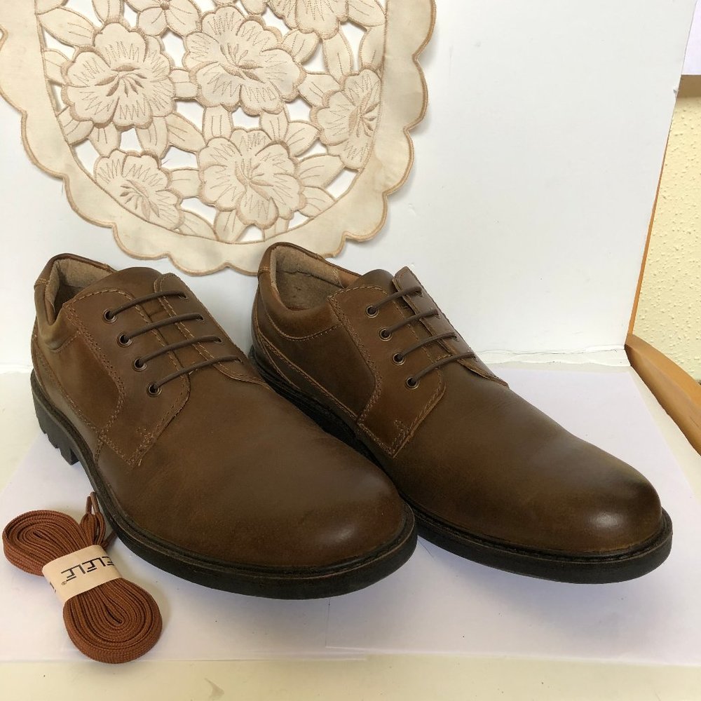 Bass Men’s Waterproof Douglas Oxfords